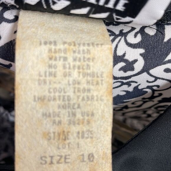 Evanna Petite Skirt Set , Size 10, Black and White Floral Print - Picture 12 of 12